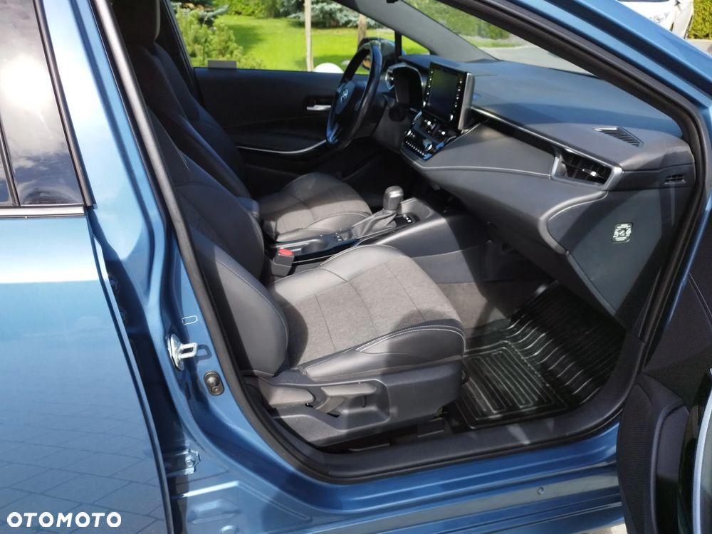 Toyota Corolla 1.8 Hybrid Executive - 39