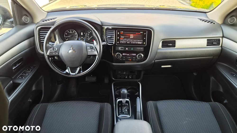 Mitsubishi Outlander 2.0 2WD CVT Edition+ - 6