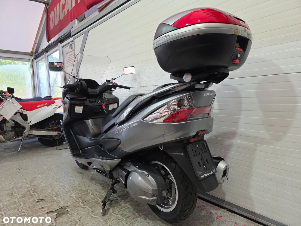 Suzuki Burgman - 14