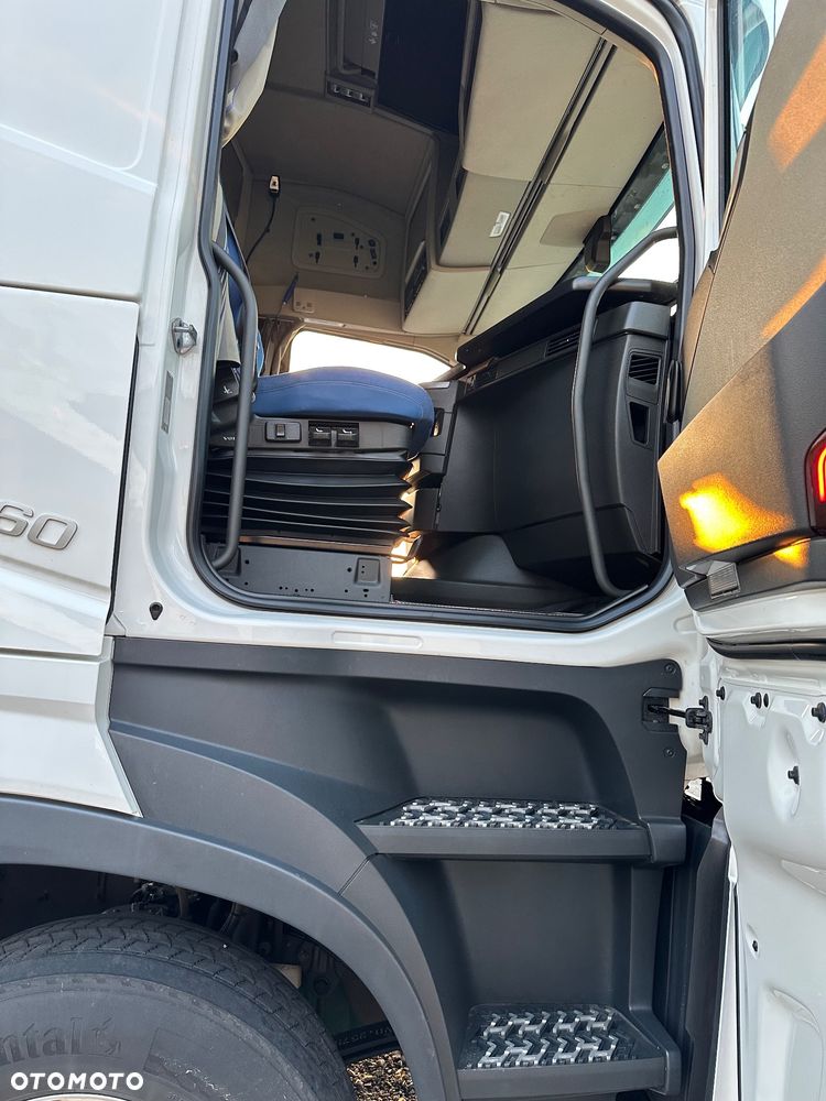 Volvo FH 460 Bez i Save Globetrotter z Niemiec - 27