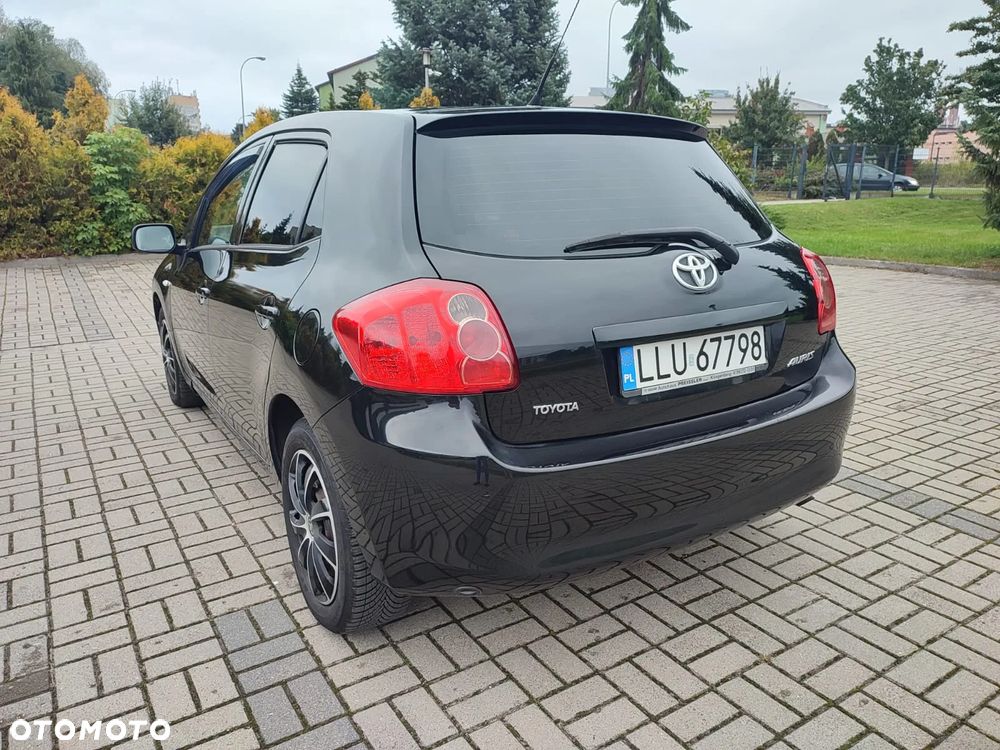 Toyota Auris 1.6 VVT-i Premium - 10