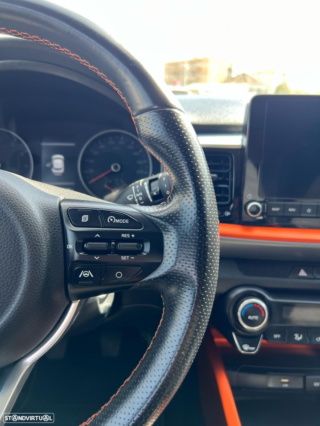 Kia Stonic - 24