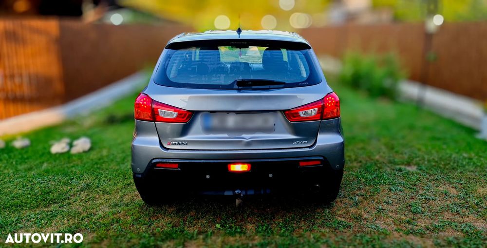Mitsubishi ASX 1.8 DID 4WD Instyle U06 - 14