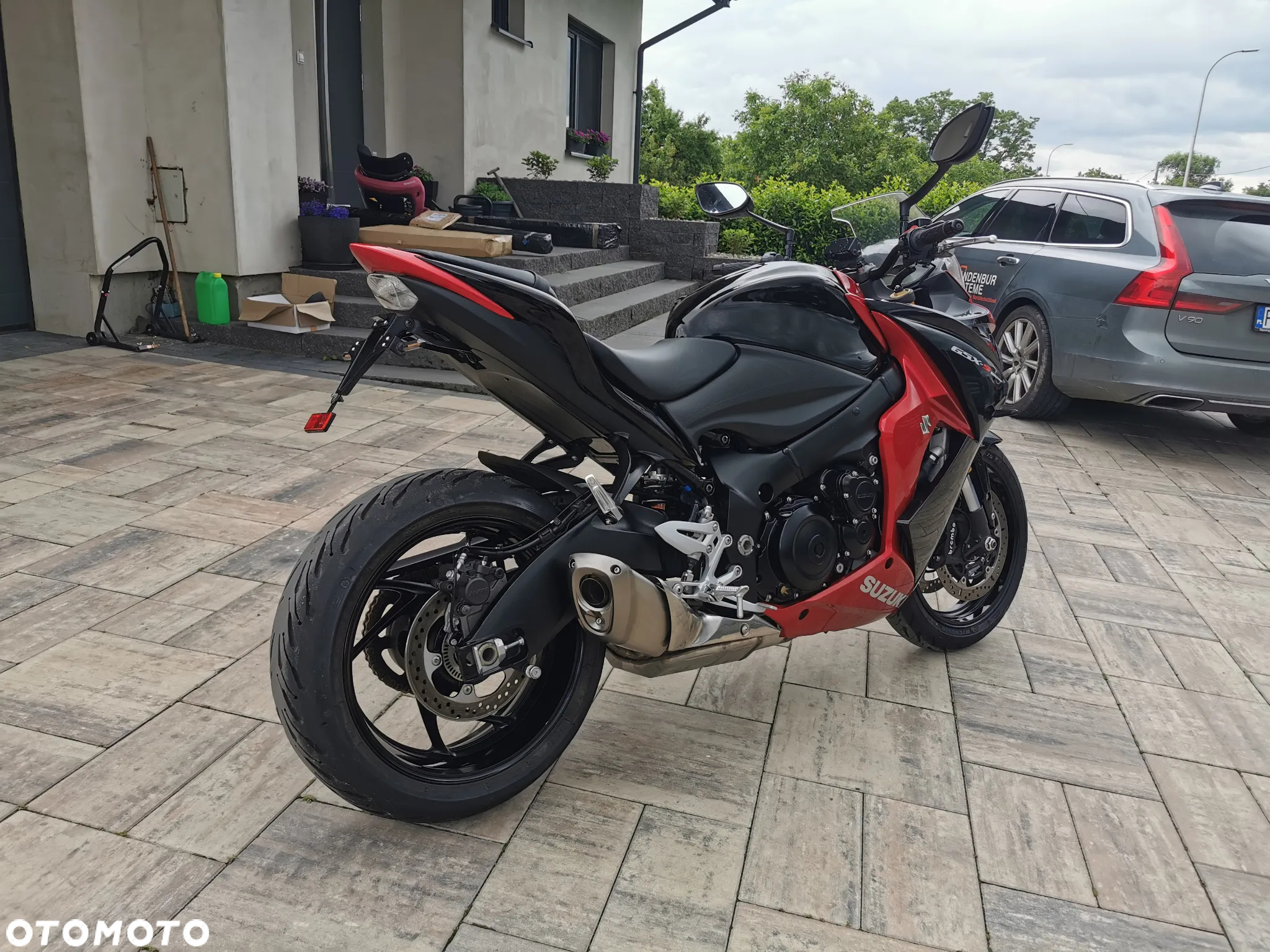 Suzuki GSX - 3