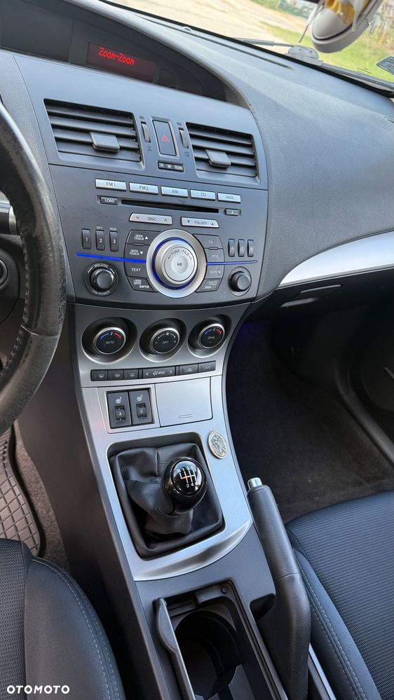Mazda 3 - 10