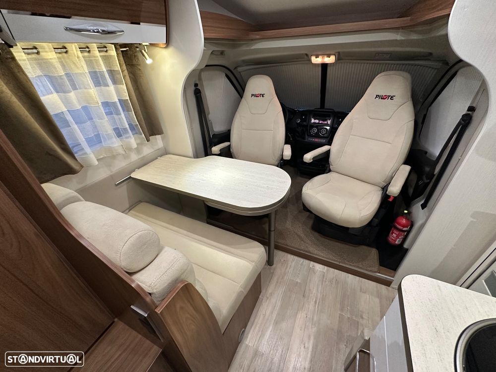 Pilote Essential P600 - 11