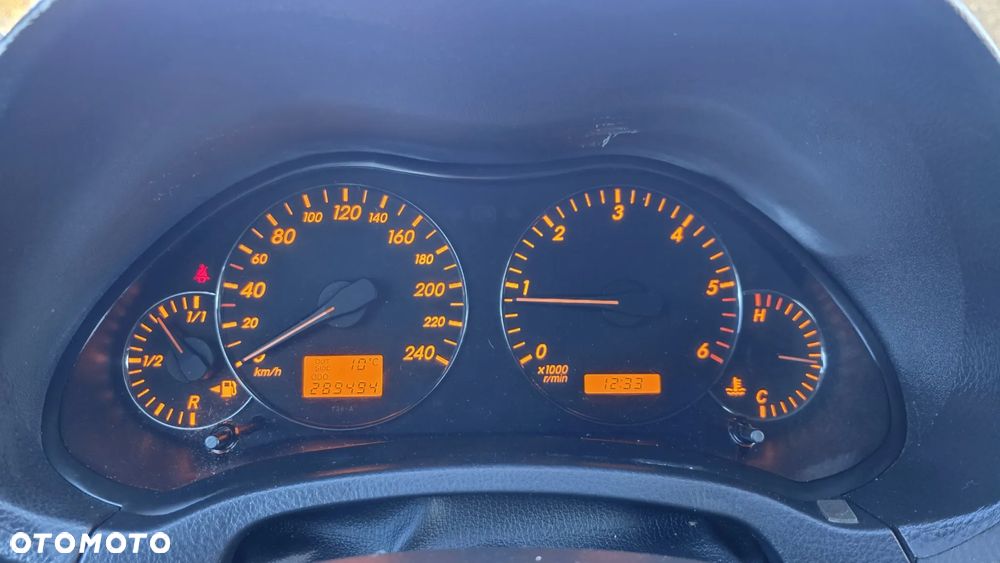 Toyota Avensis 2.0 D-4D Sol - 14