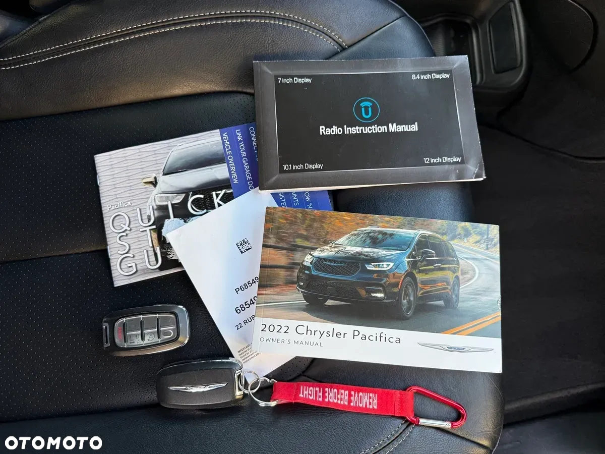 Chrysler Pacifica - 40