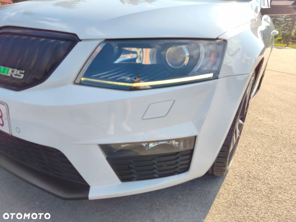 Skoda Octavia 2.0 TSI DSG RS 230 - 10