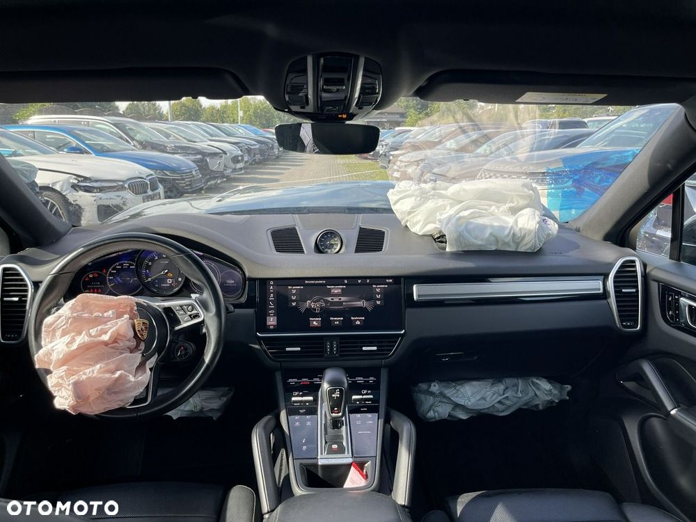 Porsche Cayenne E-Hybrid Platinum Edition - 11