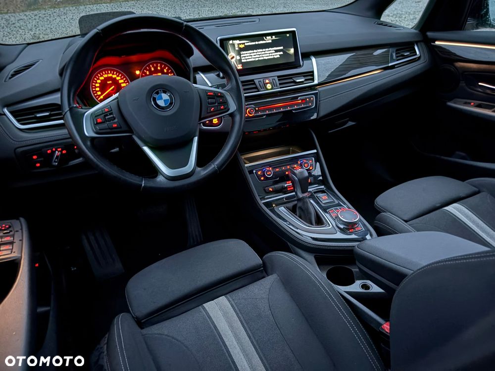 BMW Seria 2 218i Sport Line - 14
