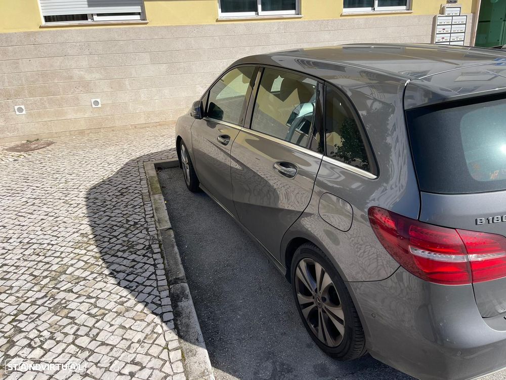Mercedes-Benz B 180 d Style Aut. - 5