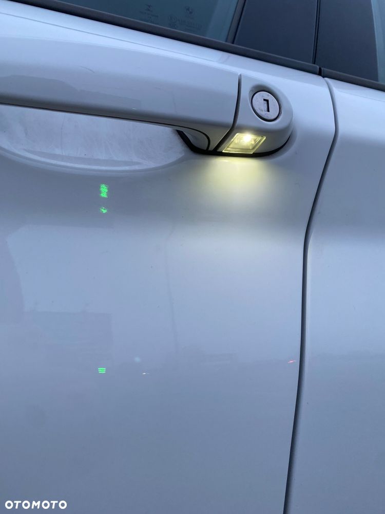 BMW Seria 1 116d EfficientDynamics Edition - 24