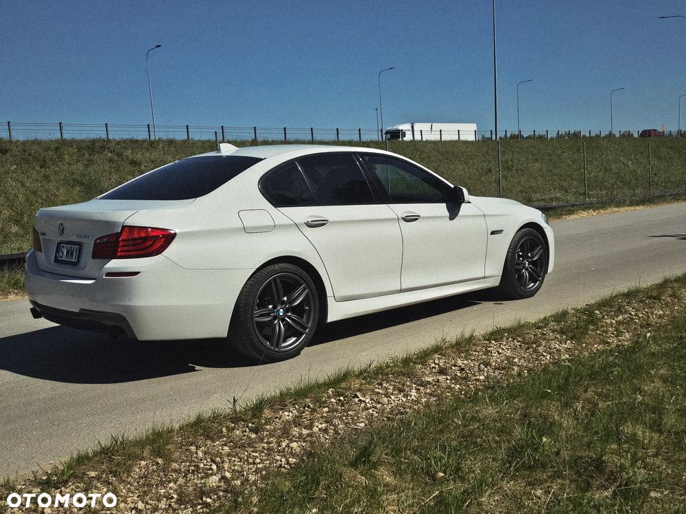 BMW Seria 5 535i xDrive - 9
