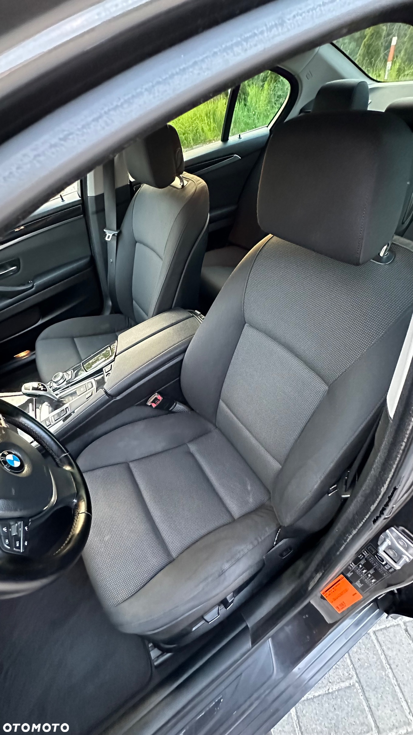 BMW Seria 5 523i Sport-Aut - 27