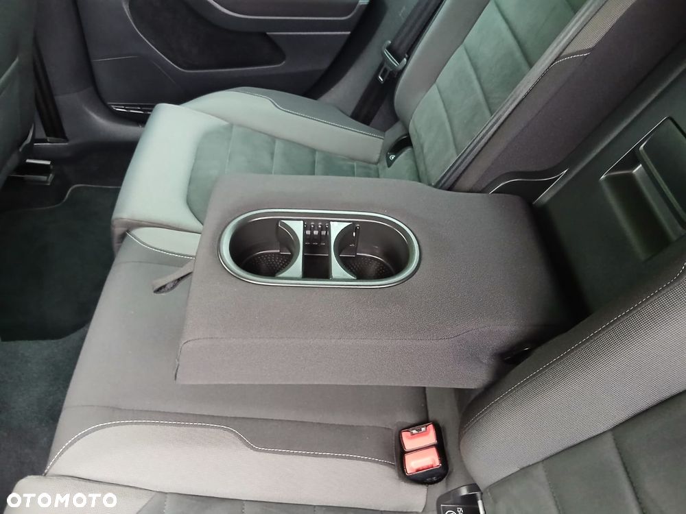 Volkswagen Golf 1.4 TSI (BlueMotion Technology) DSG Highline - 37