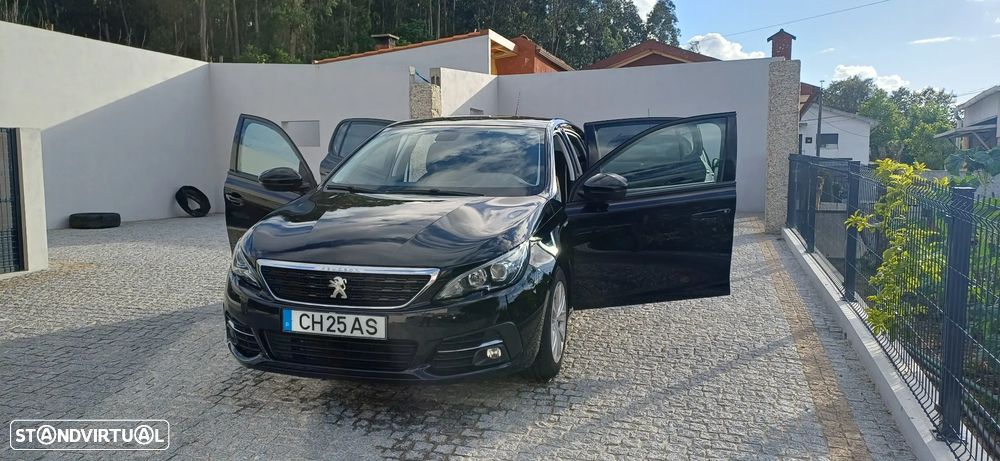 Peugeot 308 1.2 PureTech Style - 6