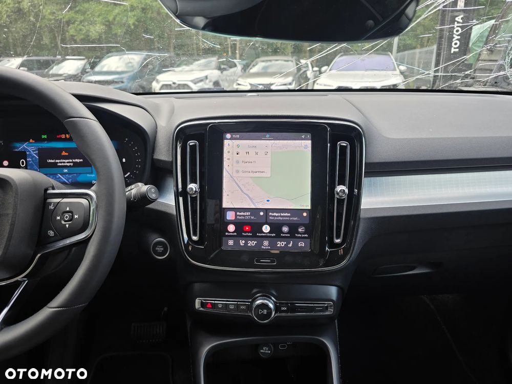Volvo XC 40 B3 Plus Dark - 19