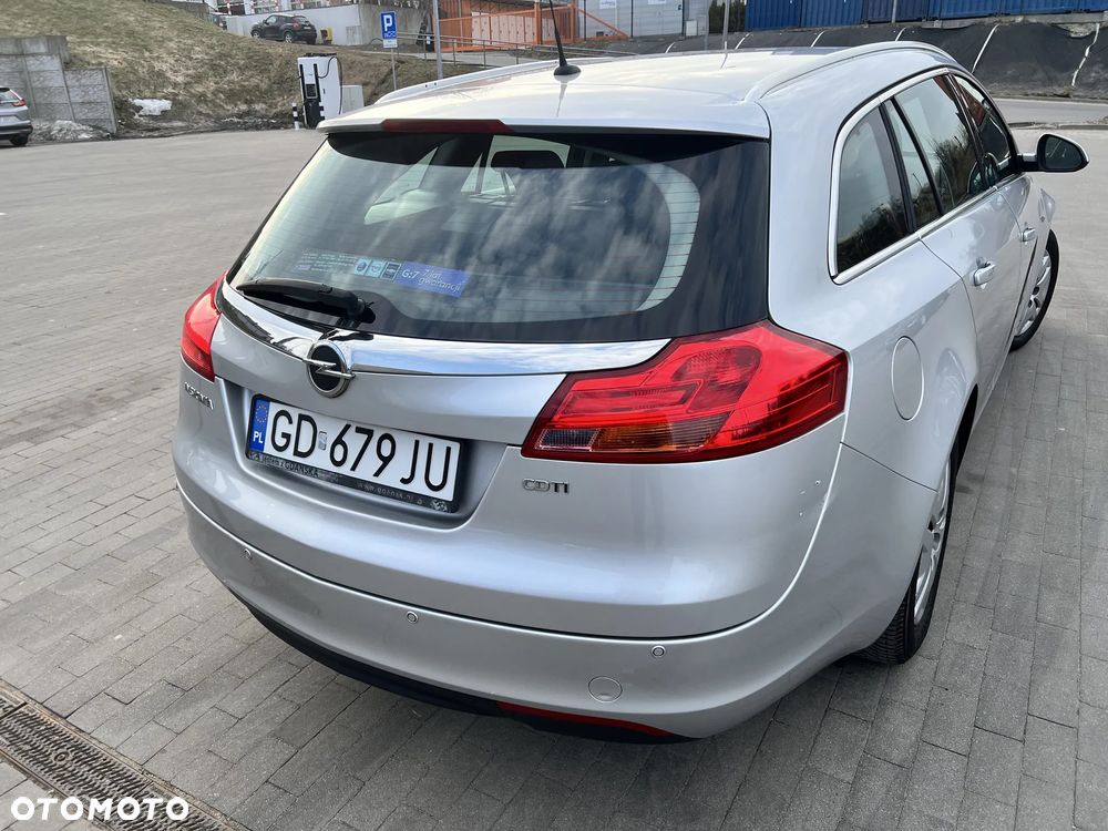 Opel Insignia 2.0 CDTI - 12