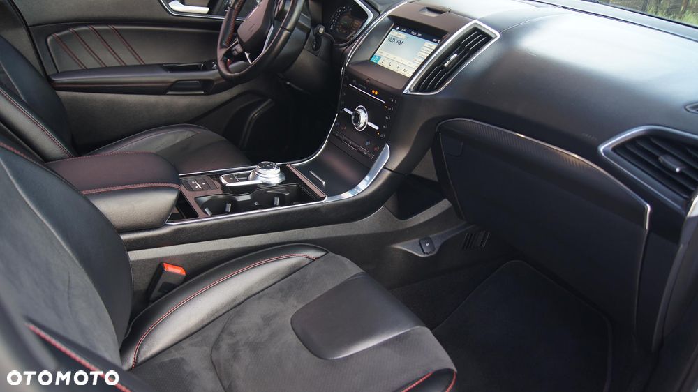 Ford Edge 2.0 EcoBlue Twin-Turbo 4WD ST-Line - 23
