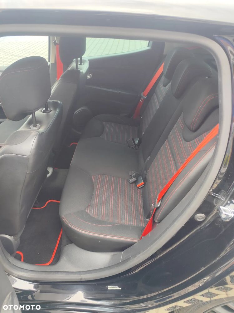 Renault Clio 1.6 R.S.Trophy 220 EDC - 20