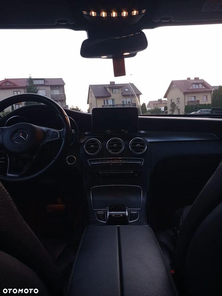 Mercedes-Benz GLC - 10