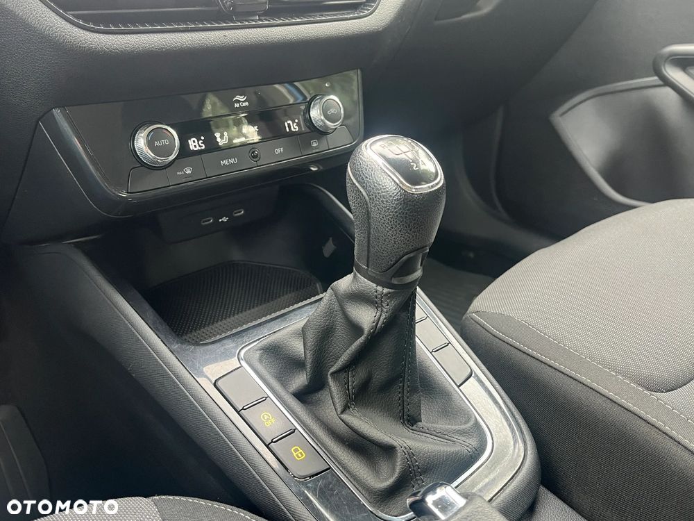 Skoda Fabia 1.0 Ambition - 25