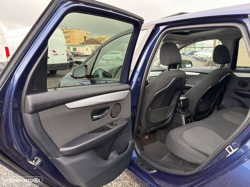 BMW 216 Active Tourer d Line Sport - 15