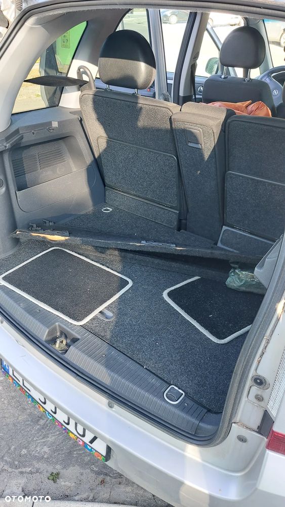 Opel Meriva 1.6 16V - 12