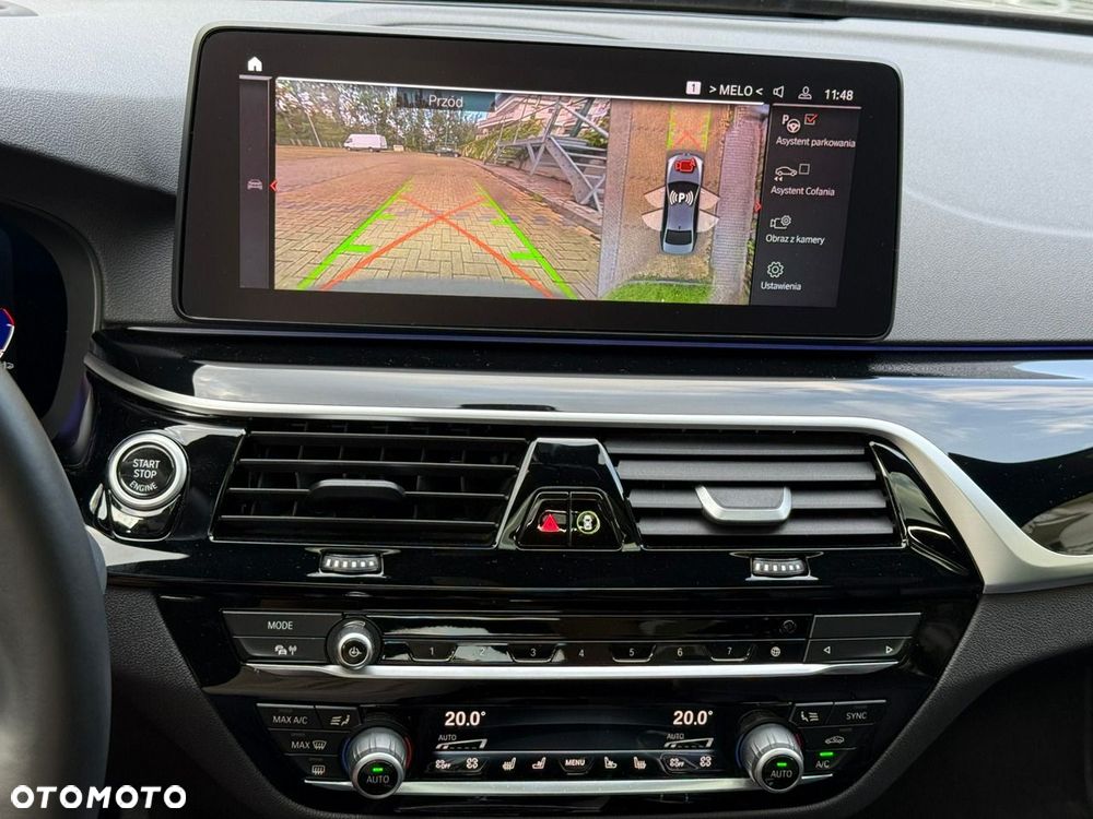 BMW Seria 5 - 32