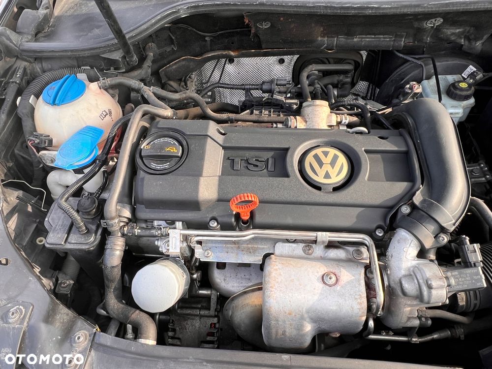 Volkswagen Golf 1.4 TSI Highline - 21