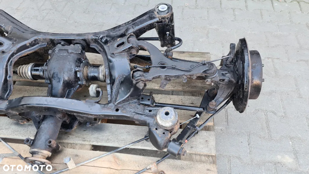 Subaru Forester 3 SH zawieszenie tylne sanki wahacze most napędowy zaciski tarcze - 6