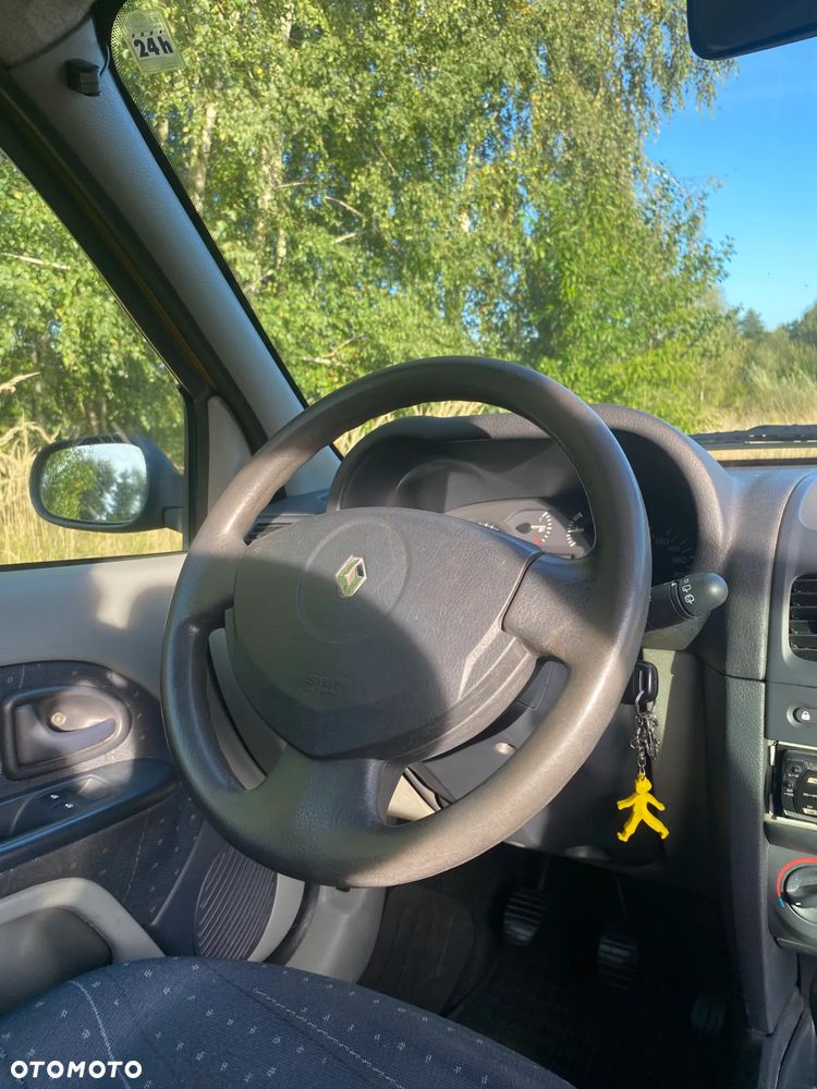 Renault Clio 1.2 16V Authentique - 22