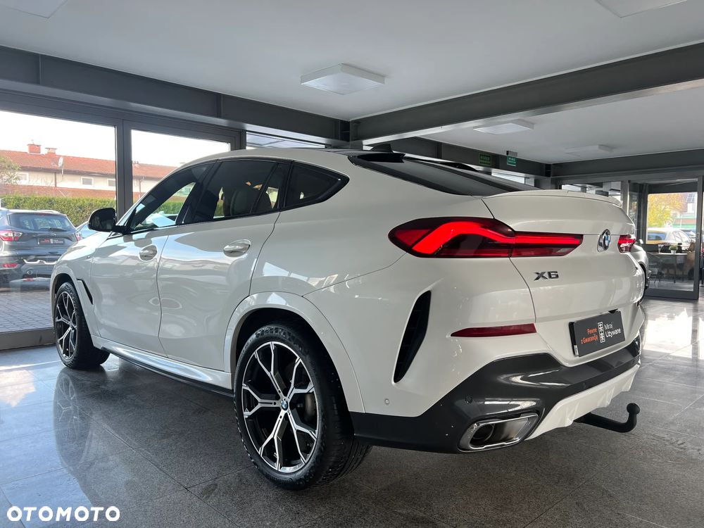 BMW X6 - 13