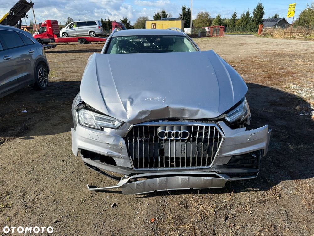 Audi A4 - 1