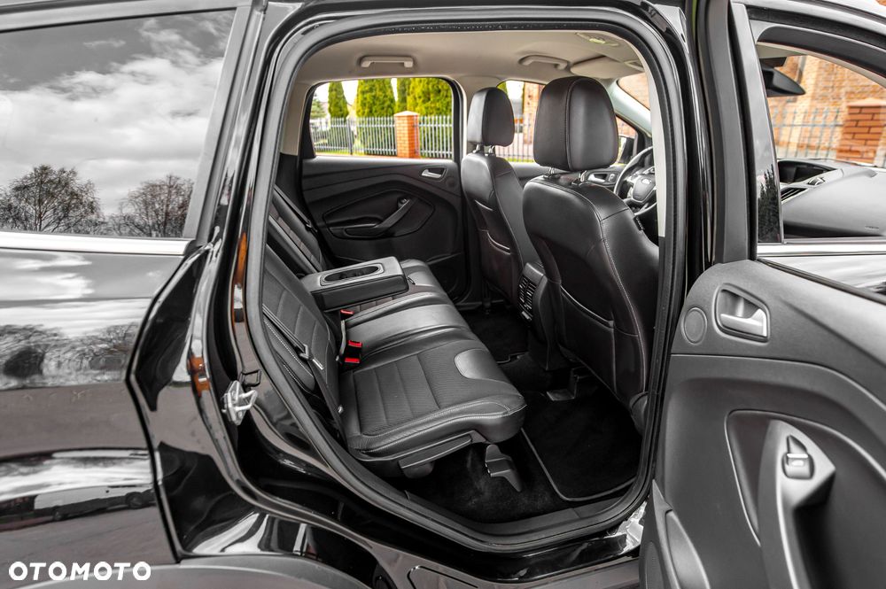 Ford Kuga 1.6 EcoBoost 4x4 Titanium - 22