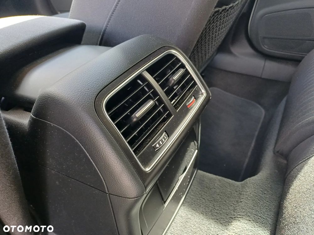 Audi A4 Avant - 16