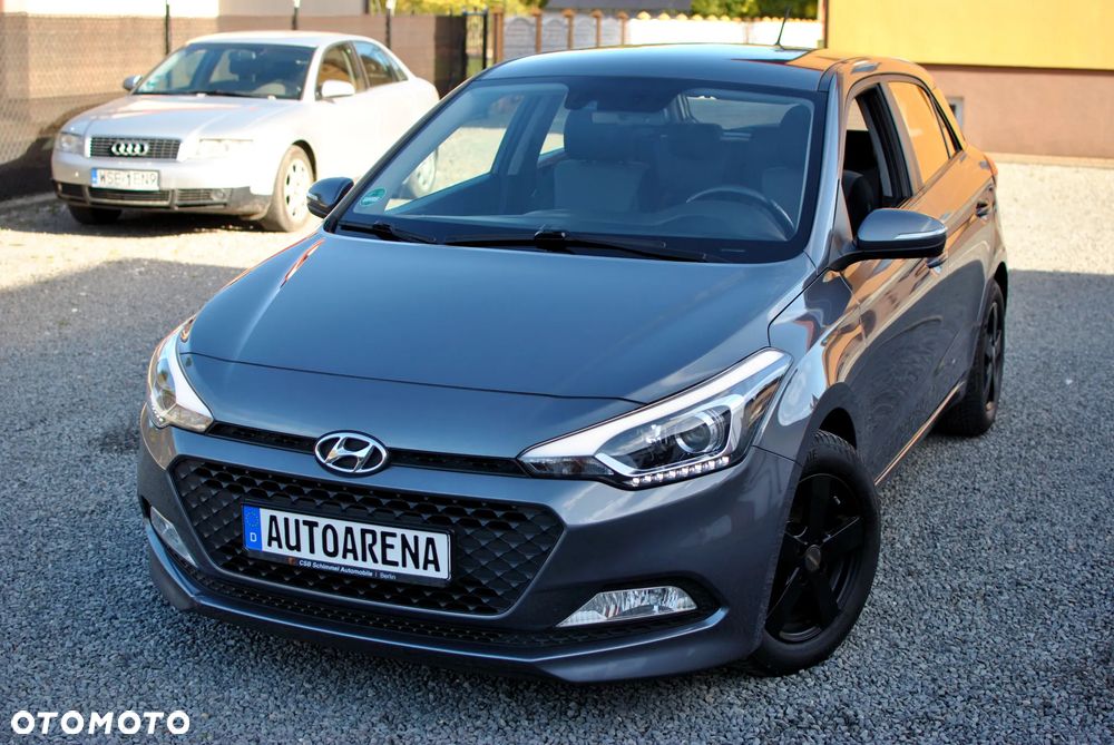 Hyundai i20 1.4 Premium - 19