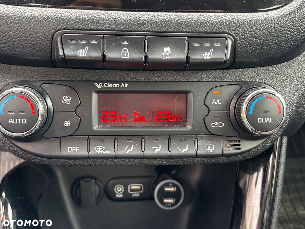 Kia Ceed 1.6 GDI Business Line - 19