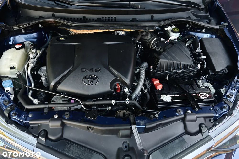 Toyota Auris 1.6 D-4D Design Edition - 7