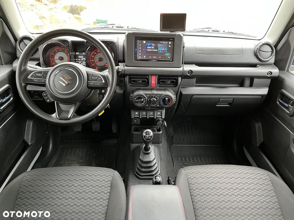 Suzuki Jimny 1.5 ALLGRIP Comfort - 24
