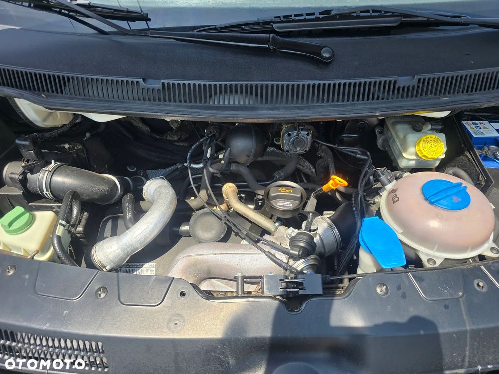 Volkswagen Transporter - 17