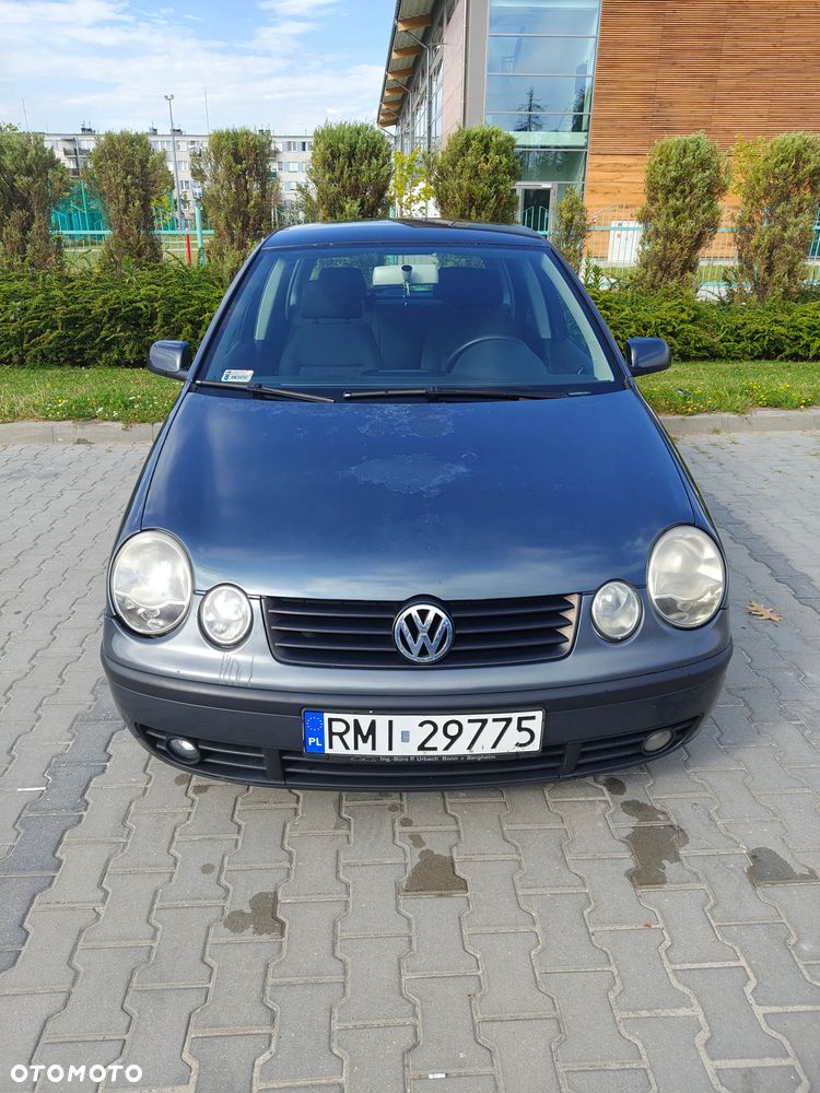 Volkswagen Polo 1.4 16V Comfortline - 11
