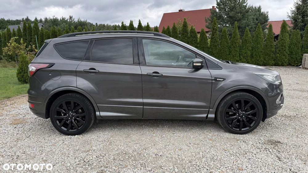 Ford Kuga 2.0 TDCi 2x4 ST-Line - 5