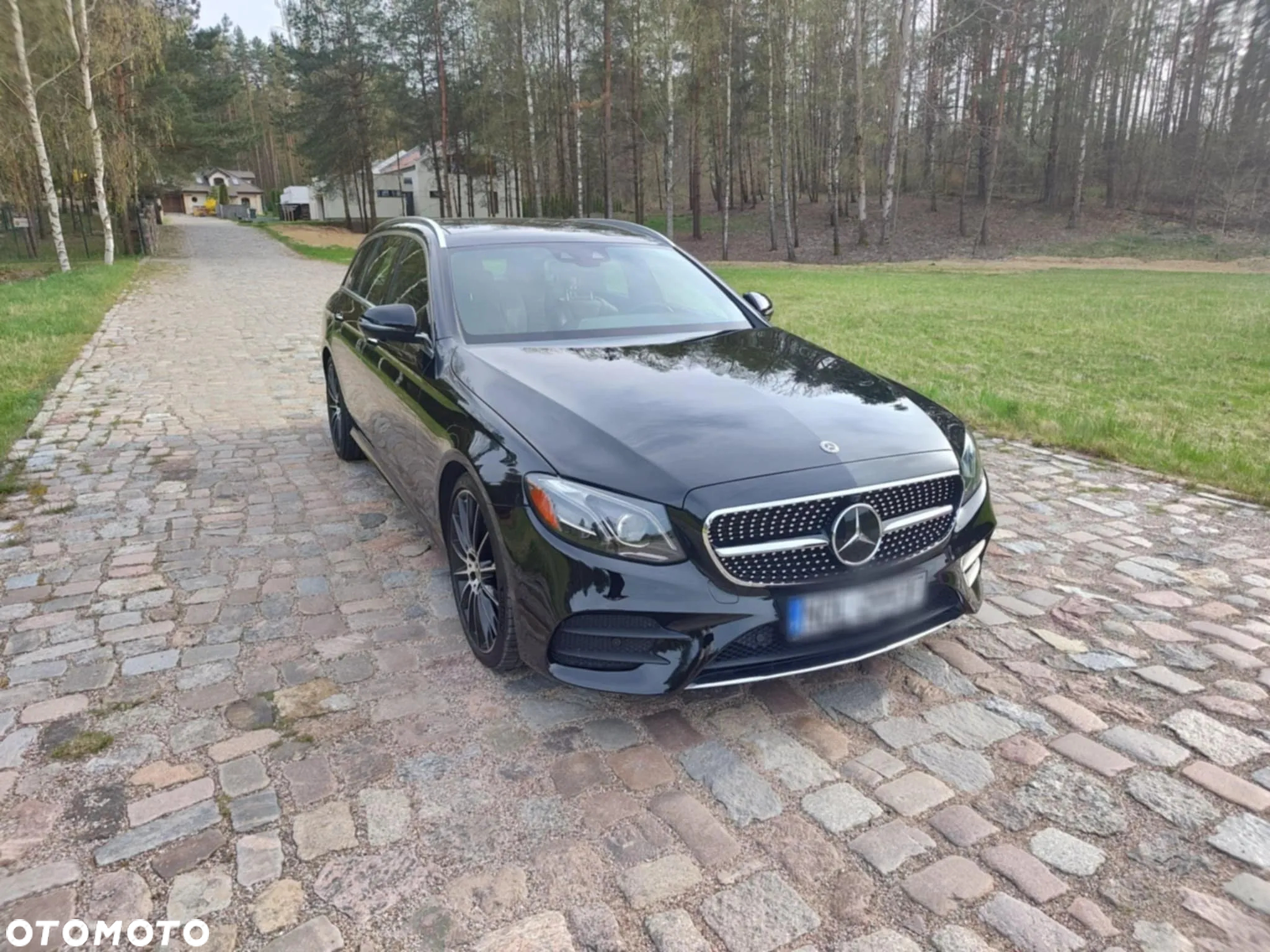 Mercedes-Benz Klasa E 400 4Matic T 9G-TRONIC AMG Line - 4