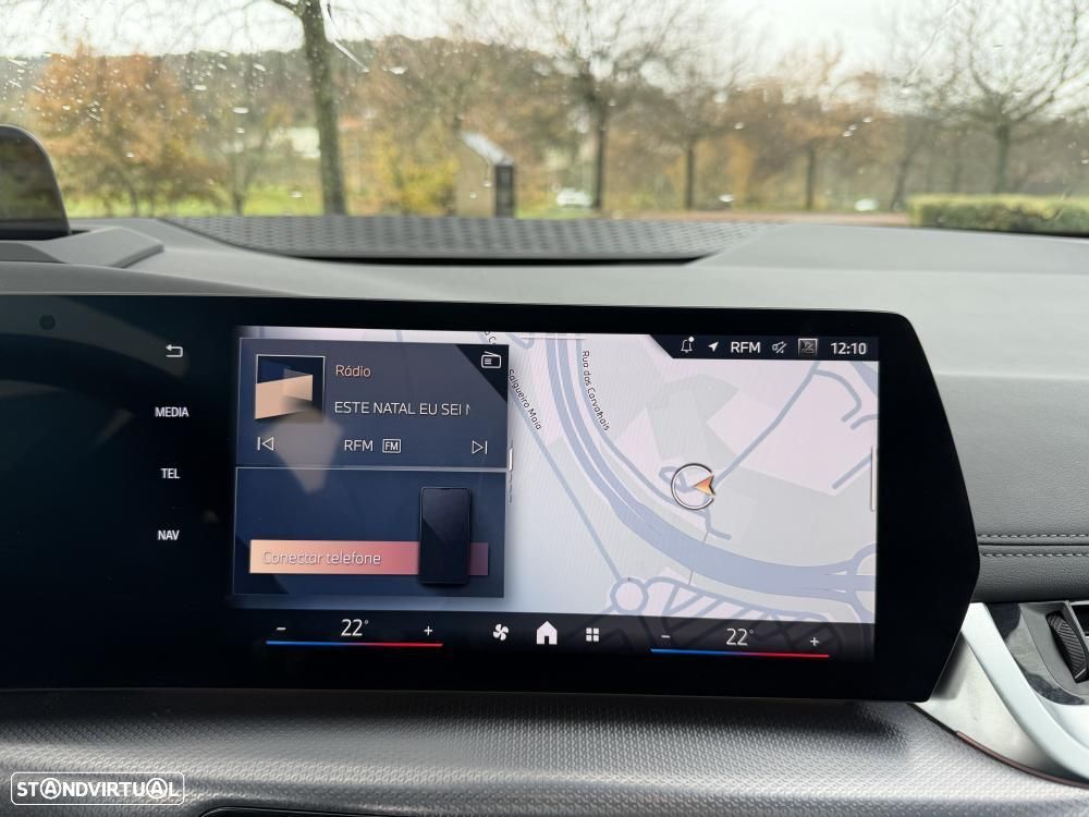 BMW 218 Active Tourer i Pack M Auto - 33