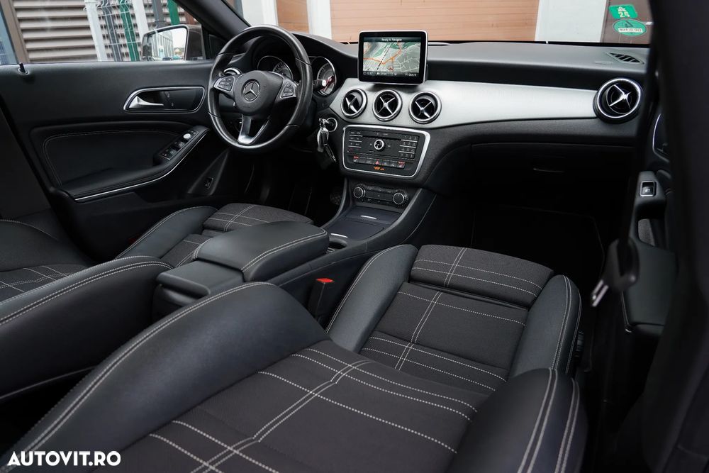 Mercedes-Benz CLA 200 d 7G-DCT - 11