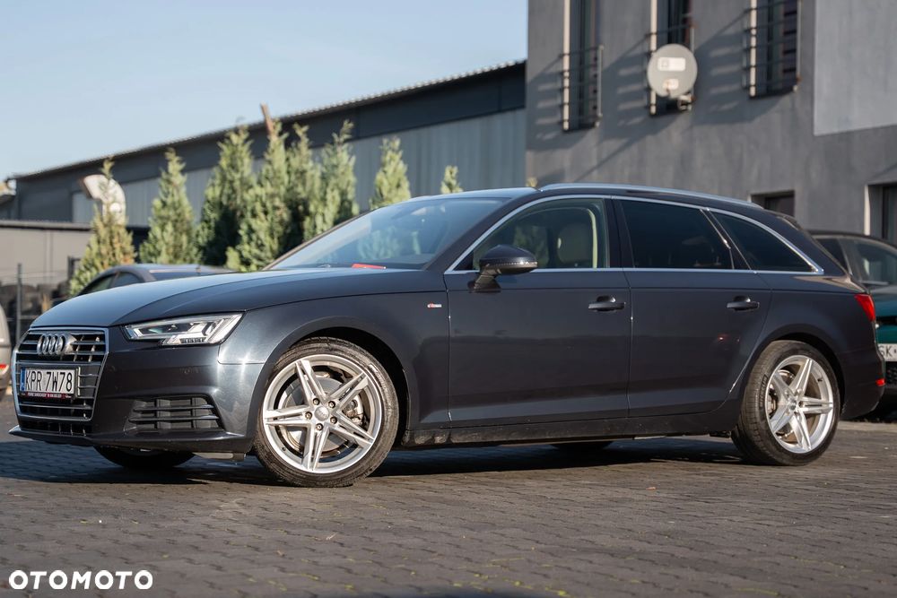 Audi A4 Avant 2.0 TDI Design - 9