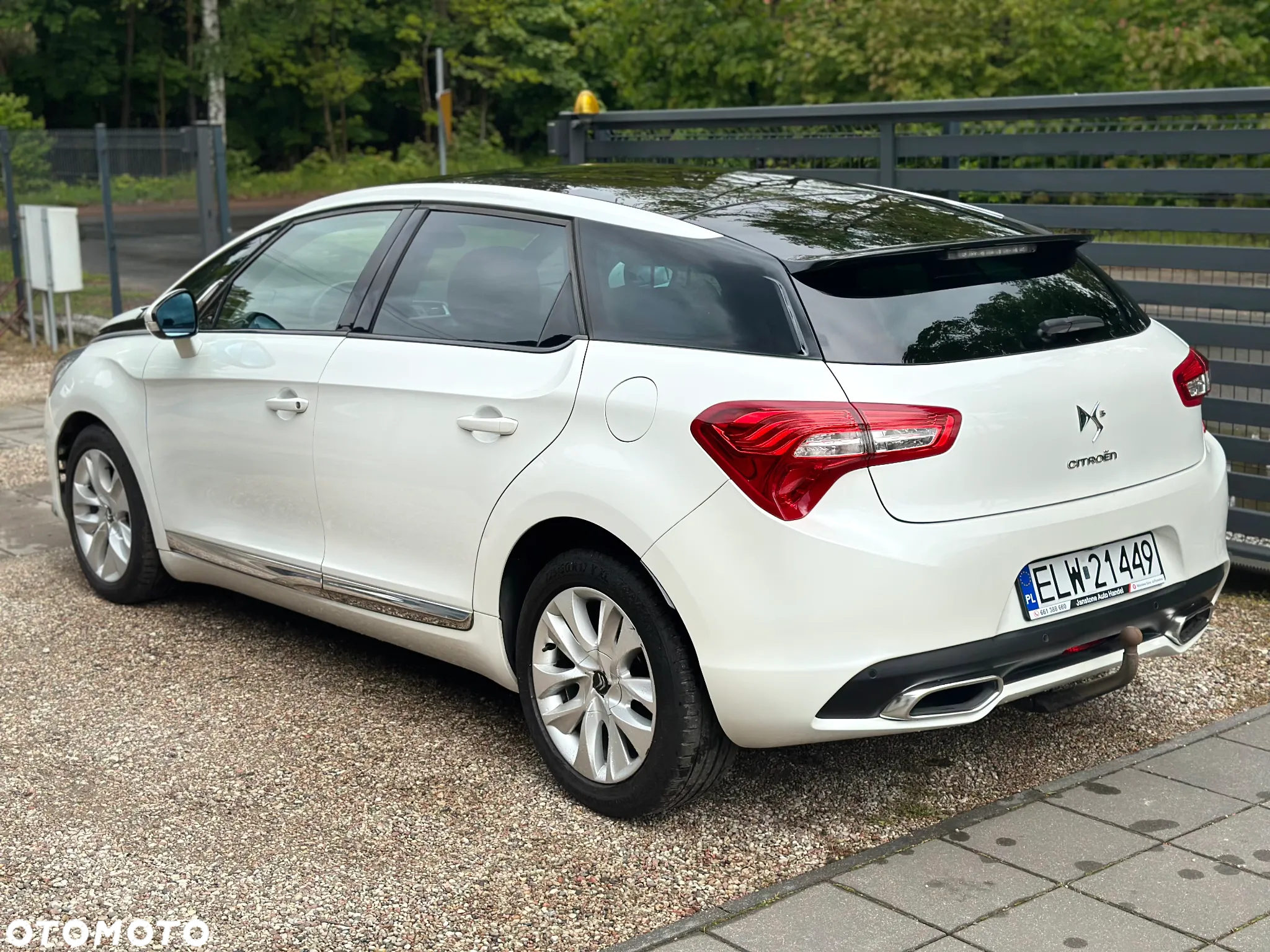 Citroën DS5 2.0 BlueHDi SoChic - 12