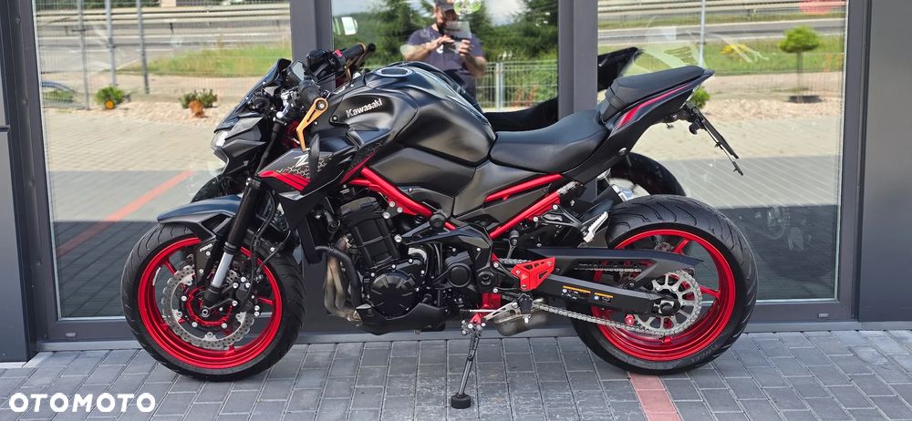 Kawasaki Z 900 - 17